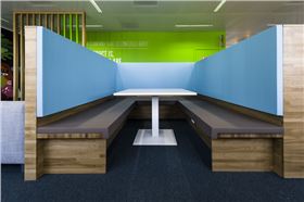 上海辦公家具廠家:帶您走進(jìn)Nest時(shí)尚辦公空間——前臺(tái)洽談區(qū)