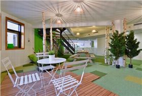 上海辦公家具廠家:草原風(fēng)前臺洽談區(qū)