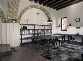 上海碧江辦公家具為您打造鬧市深處的辦公場所