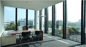 碧江辦公家具為羅氏制藥領(lǐng)導(dǎo)辦公室配置的辦公家具