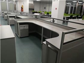 辦公桌屏風隔斷廠家