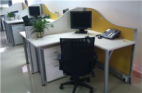 屏風(fēng)隔斷辦公桌 屏風(fēng)隔斷辦公桌