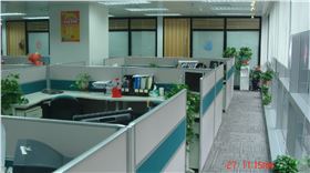 屏風(fēng)辦公桌廠家 屏風(fēng)辦公桌廠家