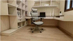 辦公椅直銷(xiāo)廠家