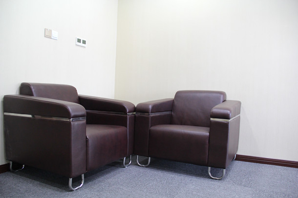 上德企業(yè)集團前臺接待區(qū)沙發(fā)