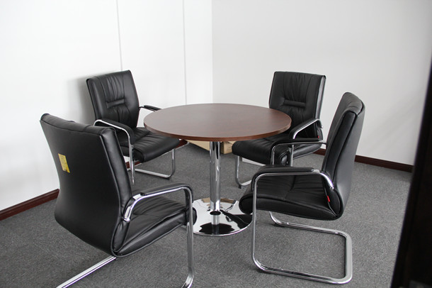 上德企業(yè)集團小會議室