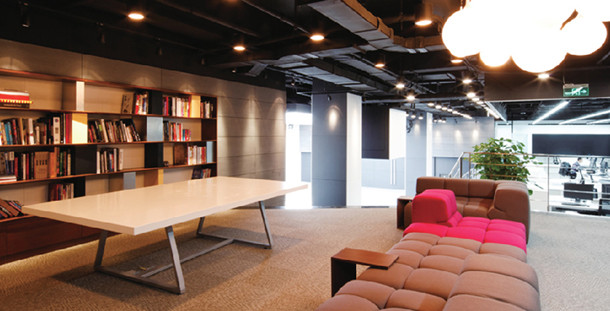 上海辦公家具廠——日產(chǎn)中國設計中心員工休閑區(qū)