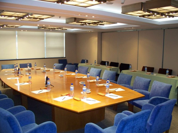 碧江辦公家具網(wǎng):莊重得體的辦公家具空間定制