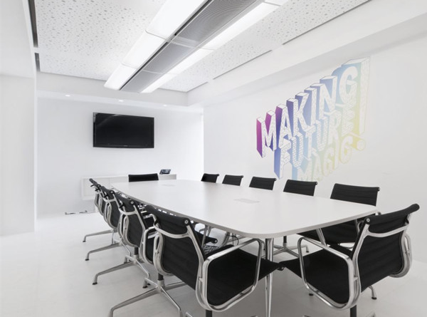 碧江辦公家具網(wǎng):簡(jiǎn)約時(shí)尚的辦公家具空間定制