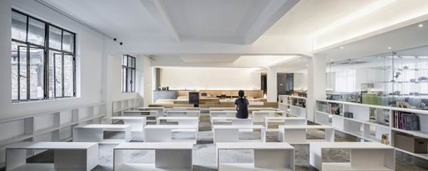 上海辦公家具廠家——1305工作室論壇講座空間創(chuàng)意