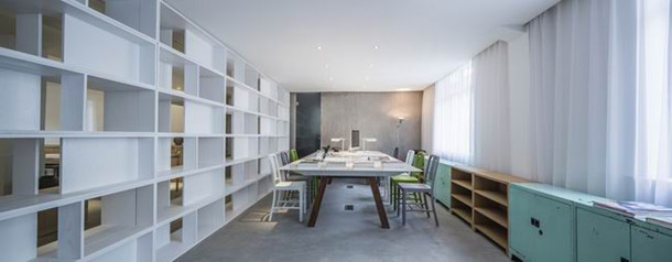 上海辦公家具廠家——1305工作室空間創(chuàng)意