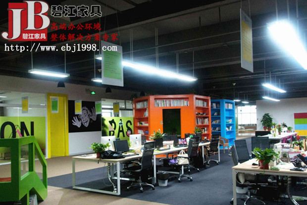 聚會休閑區(qū)、休閑區(qū)、職員辦公家具