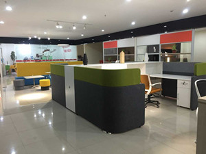 上海碧江辦公家具公司體驗(yàn)館實(shí)景1