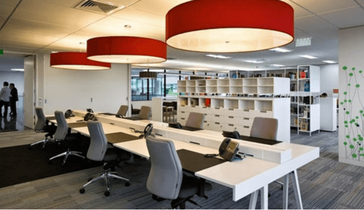 現(xiàn)代辦公桌椅