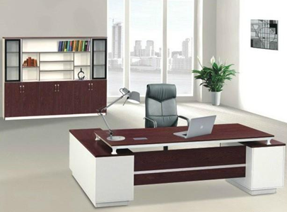 屏風(fēng)式辦公桌 屏風(fēng)式辦公桌