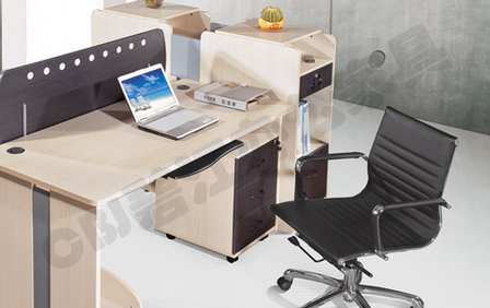 公司財(cái)務(wù)室辦公桌