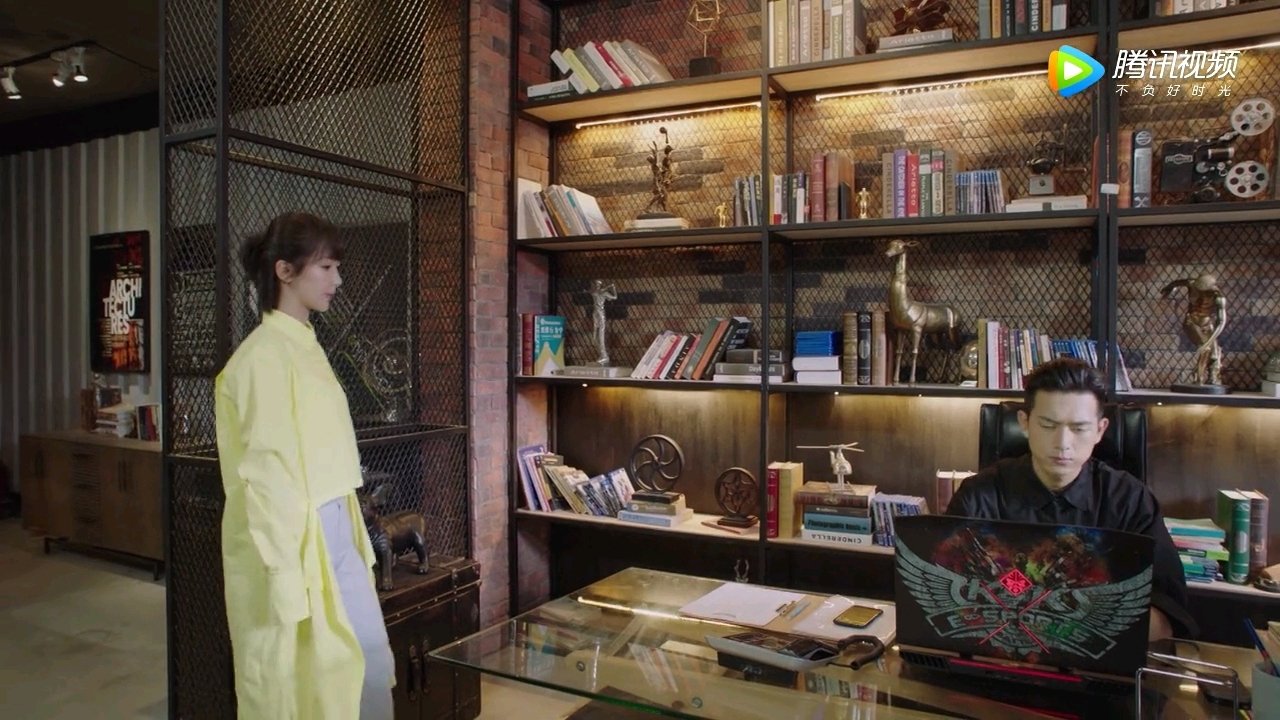 《親愛的，熱愛的》同款辦公家具