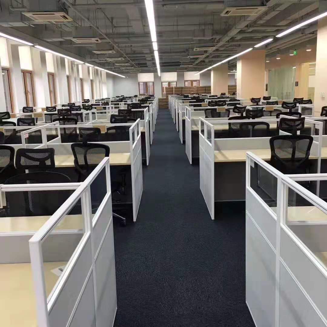 簡(jiǎn)易屏風(fēng)隔斷辦公桌